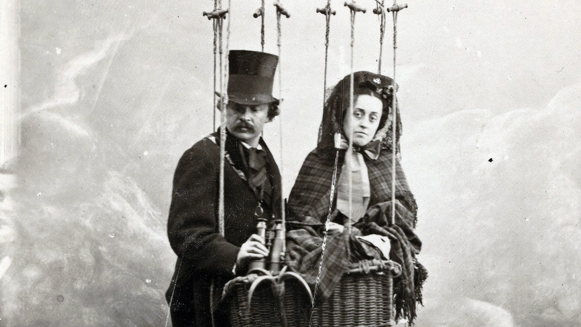 گاسپار فلیکس اولین عکاس و هوانورد فرانسوی