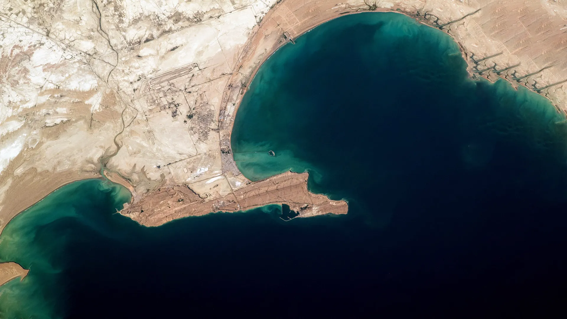 سرمایه‌گذاری در مکران: فرصت طلایی با تغییر پایتخت