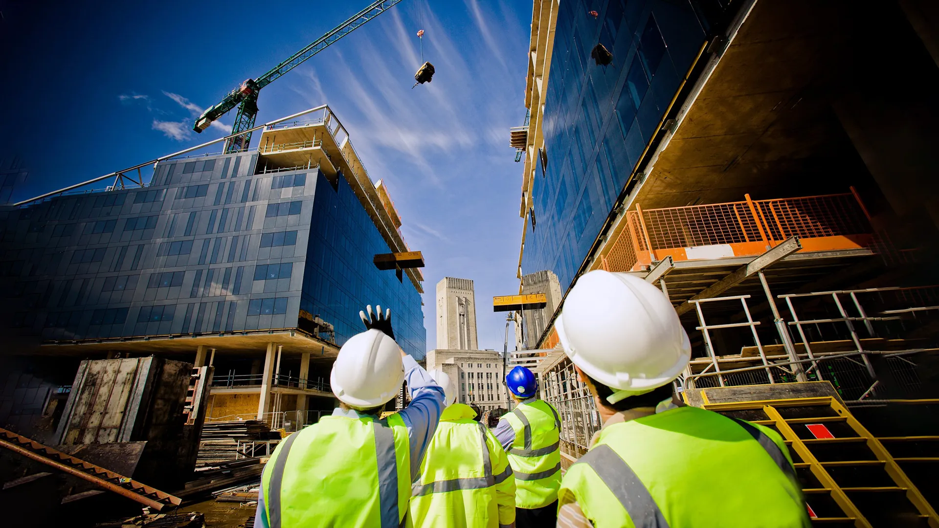 شرکت پیمانکاری و عمرانی:راهنمای ثبت، مجوزها و رتبه‌بندی ۱۴۰۴