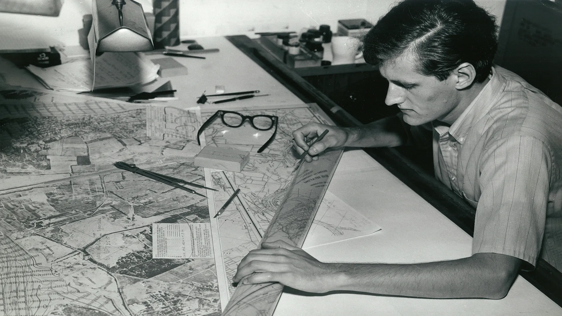 کارشناس رسمی دادگستری برنامه‌ریزی شهری: راهنمای جامع ۱۴۰۴