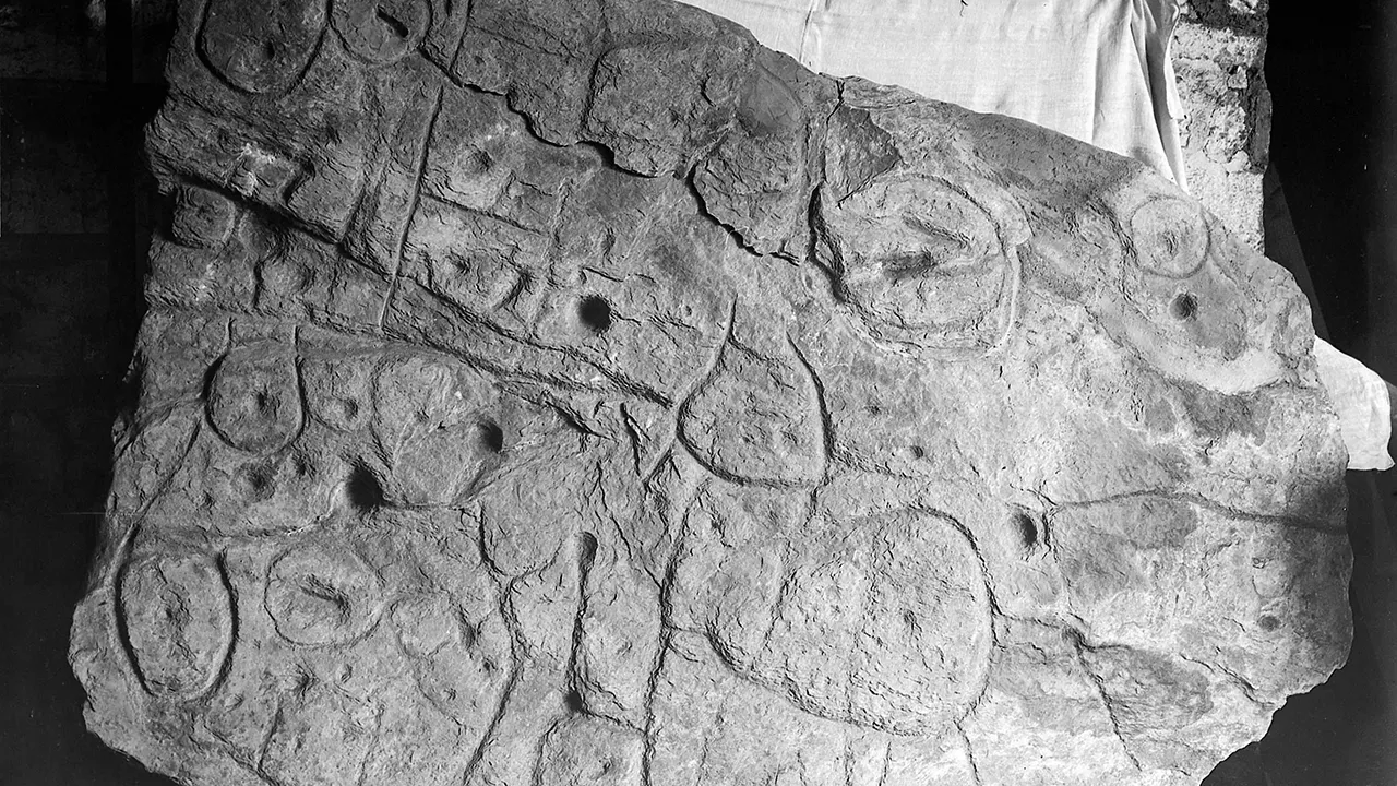 لوح سنگی سن-بله